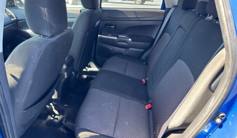 
								2018 Mitsubishi Outlander Sport 2.0 ES full									