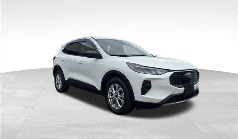 
								2023 Ford Escape Active full									