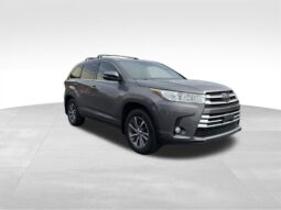 
										2017 Toyota Highlander XLE full									