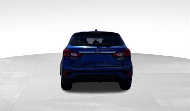 
								2018 Mitsubishi Outlander Sport 2.0 ES full									