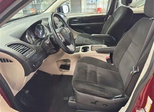 
								2015 Dodge Grand Caravan SXT full									