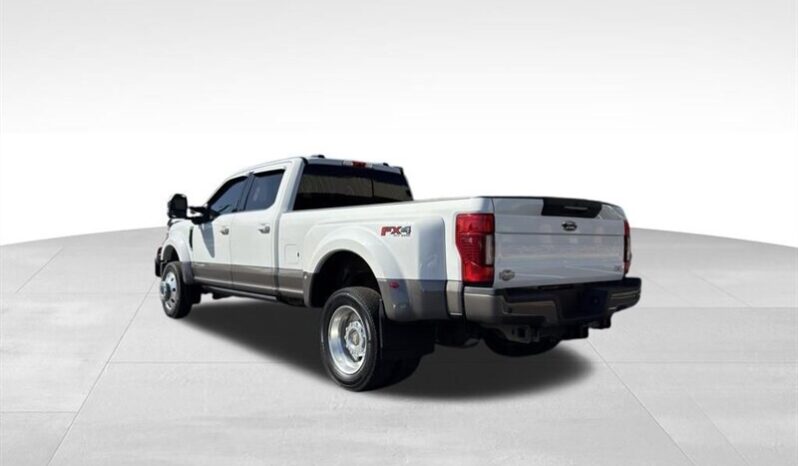 
								2022 Ford F-450 Super Duty King Ranch DRW full									
