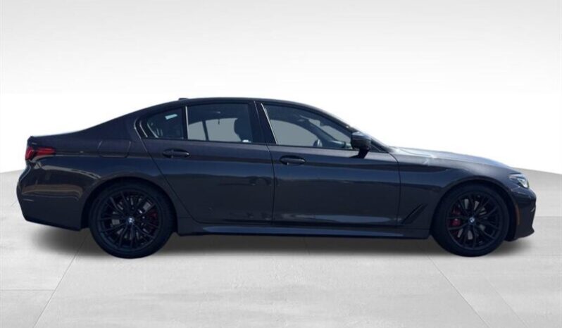 
								2021 BMW 5 Series M550i xDrive full									