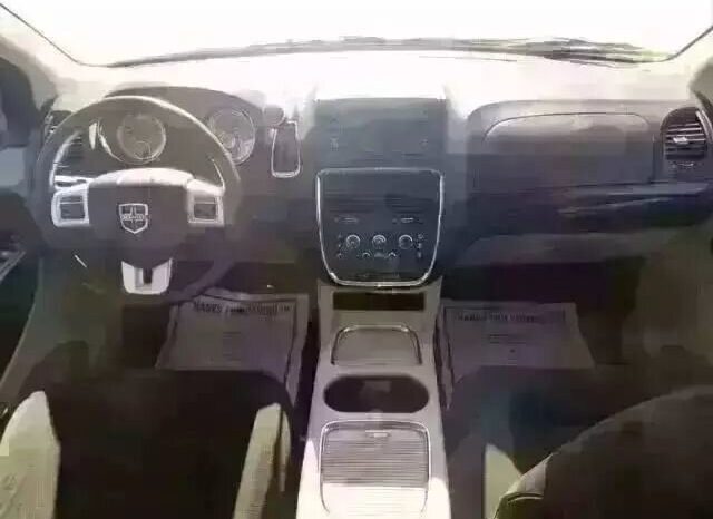 
								2015 Dodge Grand Caravan SXT full									