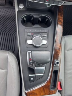 
										2019 Audi A4 2.0T Premium Plus quattro full									