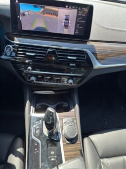 
										2021 BMW 5 Series M550i xDrive full									