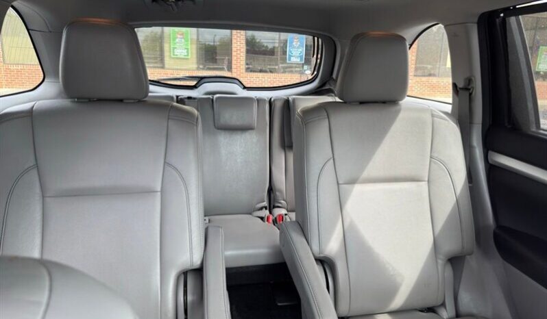 
								2017 Toyota Highlander XLE full									