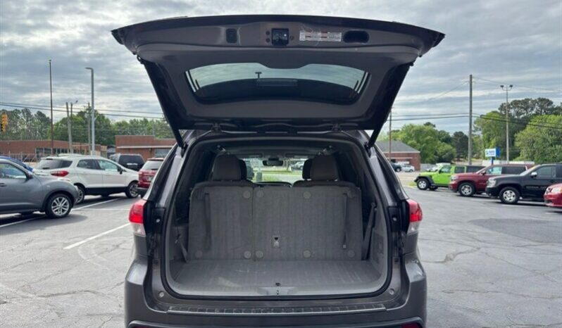 
								2017 Toyota Highlander XLE full									