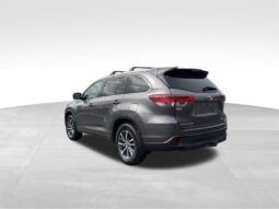 
										2017 Toyota Highlander XLE full									