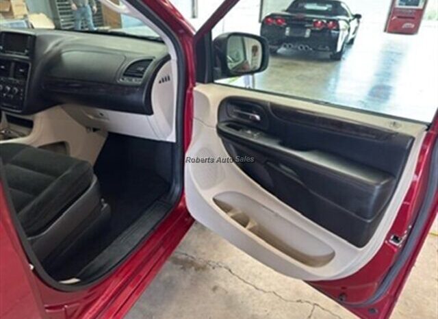 
								2015 Dodge Grand Caravan SXT full									