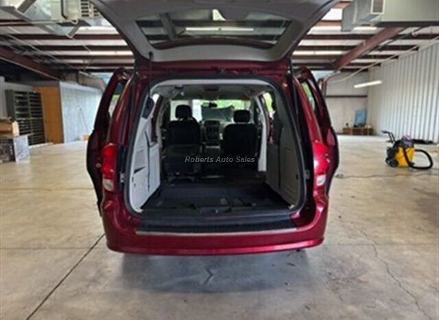 
								2015 Dodge Grand Caravan SXT full									