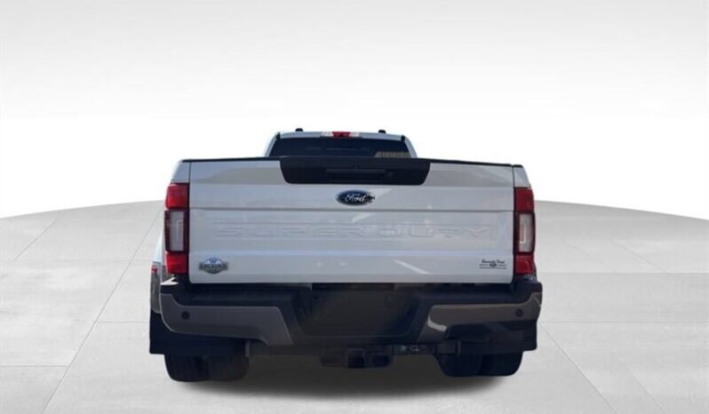 
								2022 Ford F-450 Super Duty King Ranch DRW full									