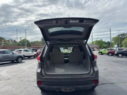 
										2017 Toyota Highlander XLE full									
