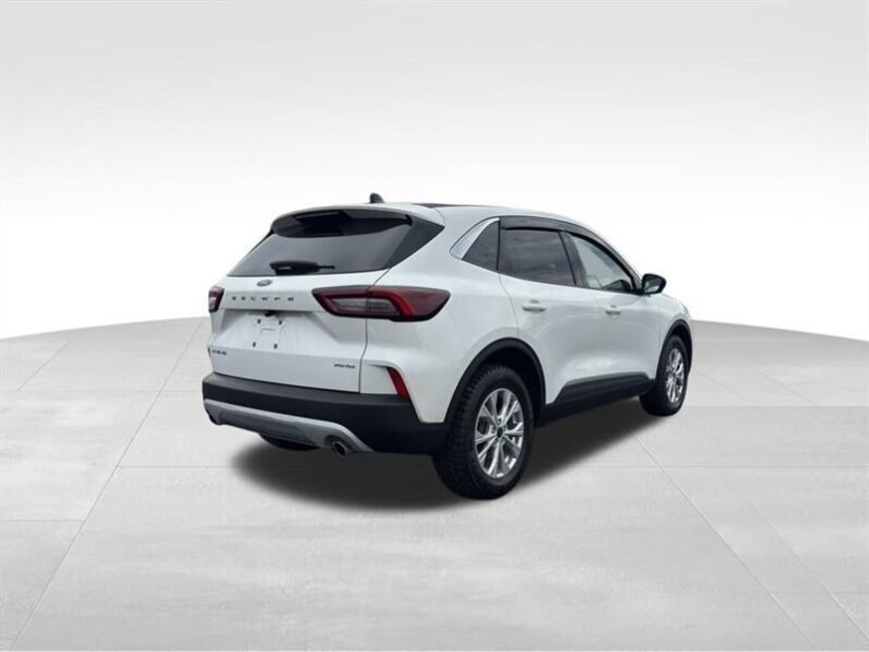
								2023 Ford Escape Active full									