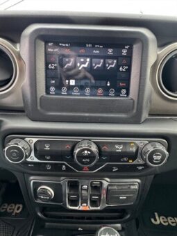 
										2018 Jeep Wrangler Unlimited Unlimited Sport S full									