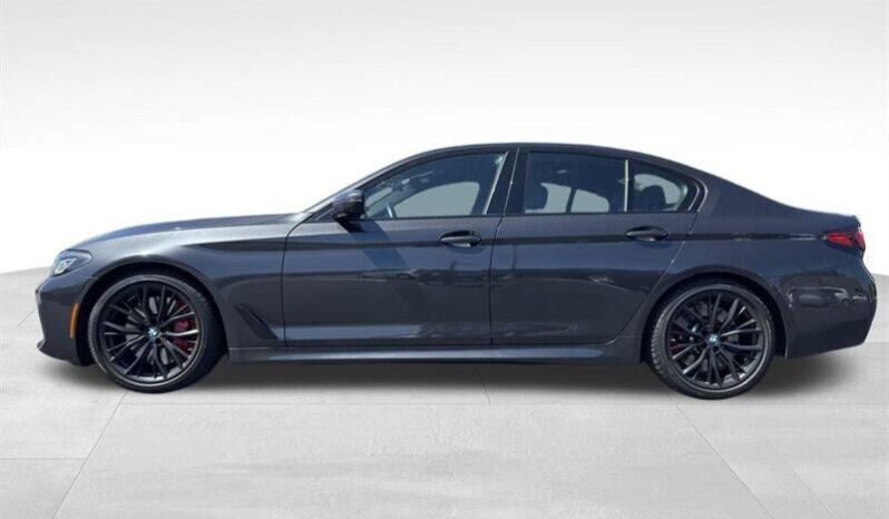 
								2021 BMW 5 Series M550i xDrive full									