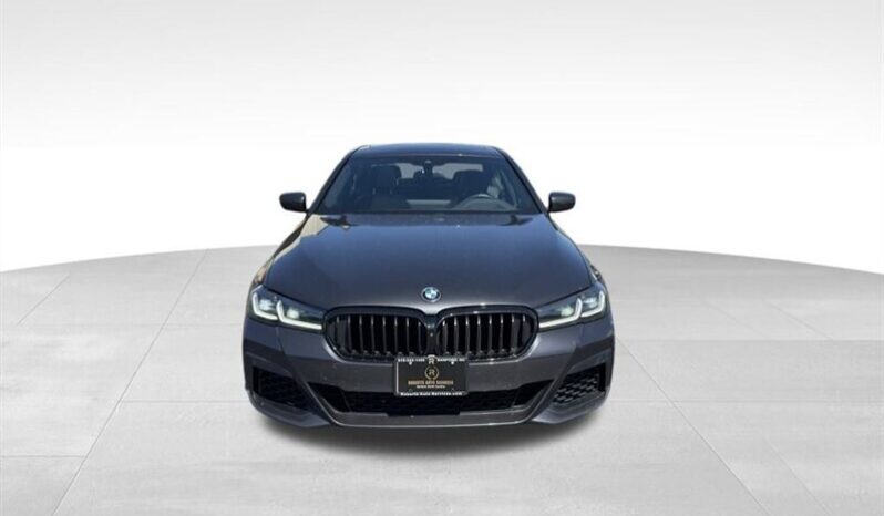 
								2021 BMW 5 Series M550i xDrive full									