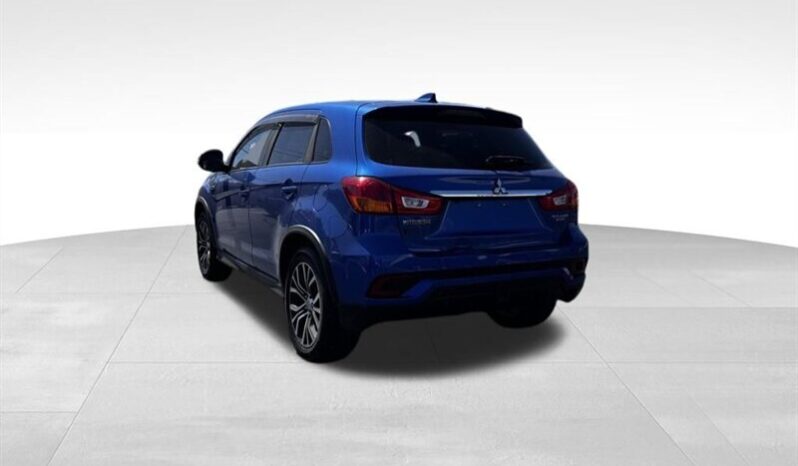 
								2018 Mitsubishi Outlander Sport 2.0 ES full									