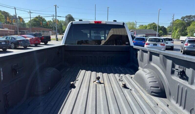 
								2022 Ford F-450 Super Duty King Ranch DRW full									