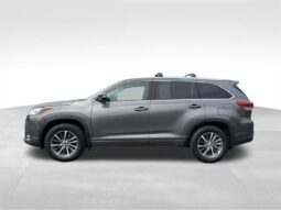 
										2017 Toyota Highlander XLE full									