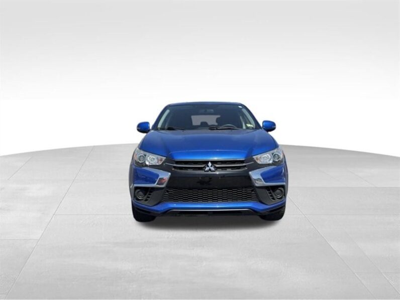 
								2018 Mitsubishi Outlander Sport 2.0 ES full									