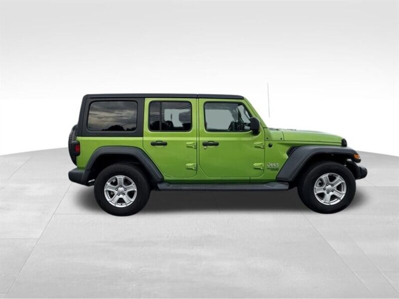 
								2018 Jeep Wrangler Unlimited Unlimited Sport S full									