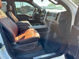 
										2022 Ford F-450 Super Duty King Ranch DRW full									