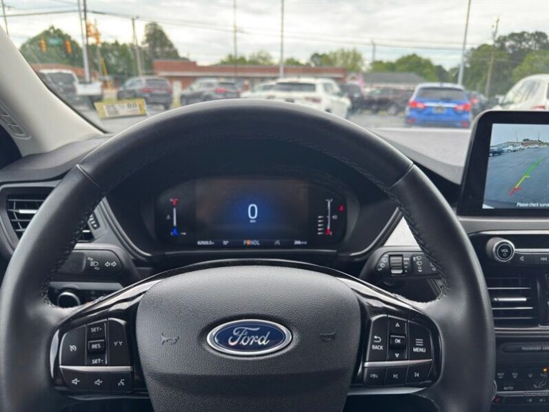 
								2023 Ford Escape Active full									