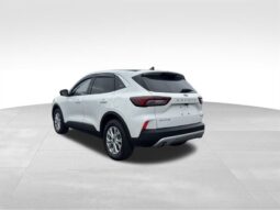 
										2023 Ford Escape Active full									