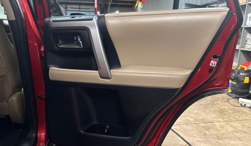 
								2014 Toyota 4Runner SR5 full									