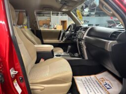 
										2014 Toyota 4Runner SR5 full									