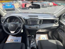 
										2014 Toyota RAV4 XLE full									
