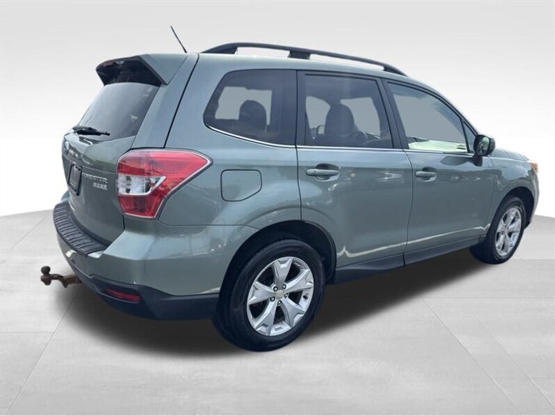 
								2015 Subaru Forester 2.5i Limited full									