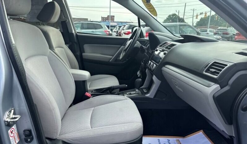 
								2017 Subaru Forester 2.5i Premium full									