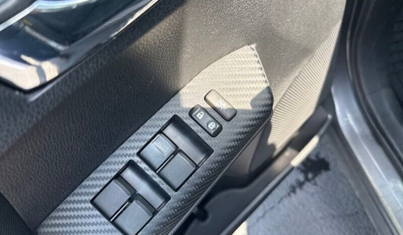 
								2014 Toyota RAV4 XLE full									
