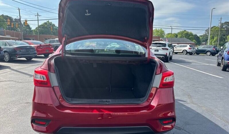 
								2019 Nissan Sentra SV full									
