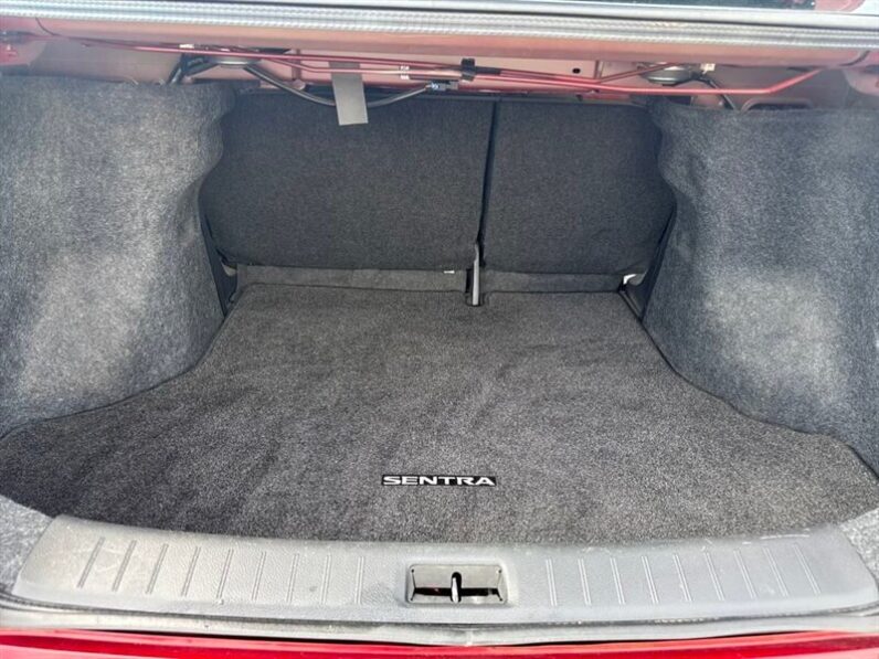 
								2019 Nissan Sentra SV full									
