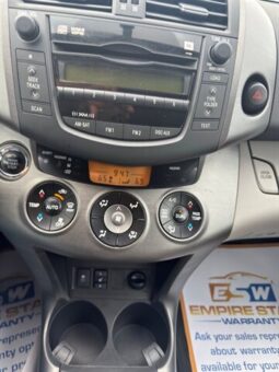 
										2011 Toyota RAV4 Limited full									
