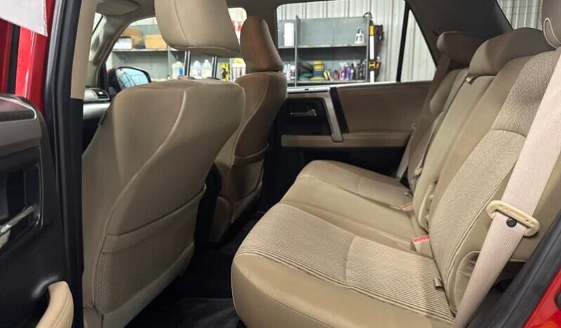 
								2014 Toyota 4Runner SR5 full									