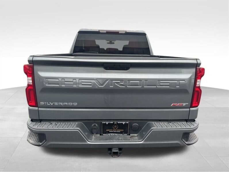 
								2019 Chevrolet Silverado 1500 RST full									