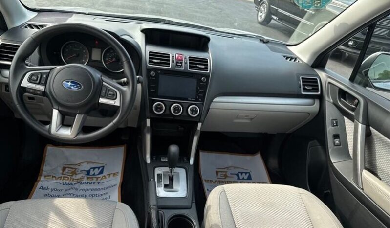 
								2017 Subaru Forester 2.5i Premium full									