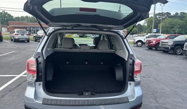 
								2017 Subaru Forester 2.5i Premium full									