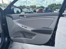 
										2017 Hyundai ACCENT SE full									