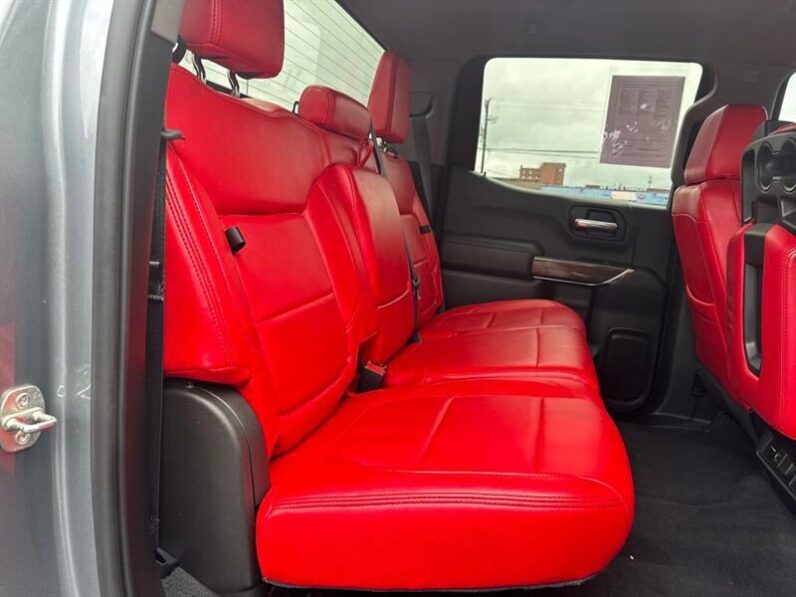 
								2019 Chevrolet Silverado 1500 RST full									