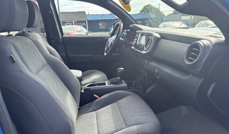 
								2016 Toyota Tacoma TRD Sport V6 full									