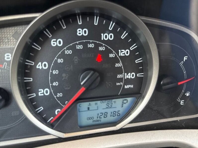 
								2014 Toyota RAV4 XLE full									