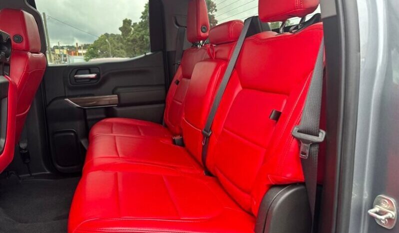 
								2019 Chevrolet Silverado 1500 RST full									