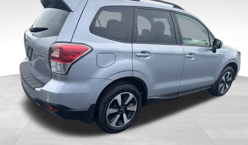 
								2017 Subaru Forester 2.5i Premium full									