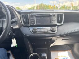 
										2014 Toyota RAV4 XLE full									