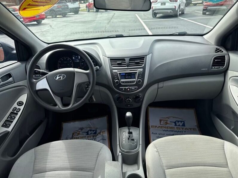 
								2017 Hyundai ACCENT SE full									